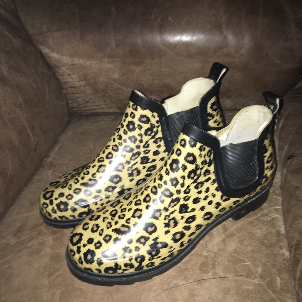 Rain boots